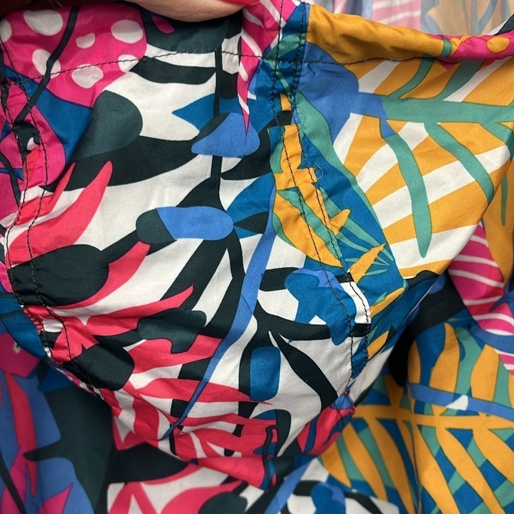 Lauren James Windbreaker Jacket S Blue Pink Hood Zip Front Pockets Hi-Lo Hem EUC - Picture 11 of 16